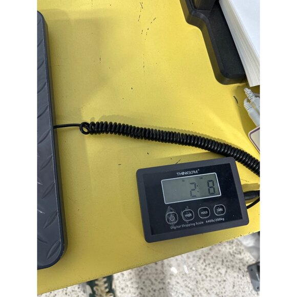 Leoben Candle Co Jasmine Santal 18oz 1 Wick Pink Glass Jar Soy Wax Candle w/Lid - Picture 5 of 6